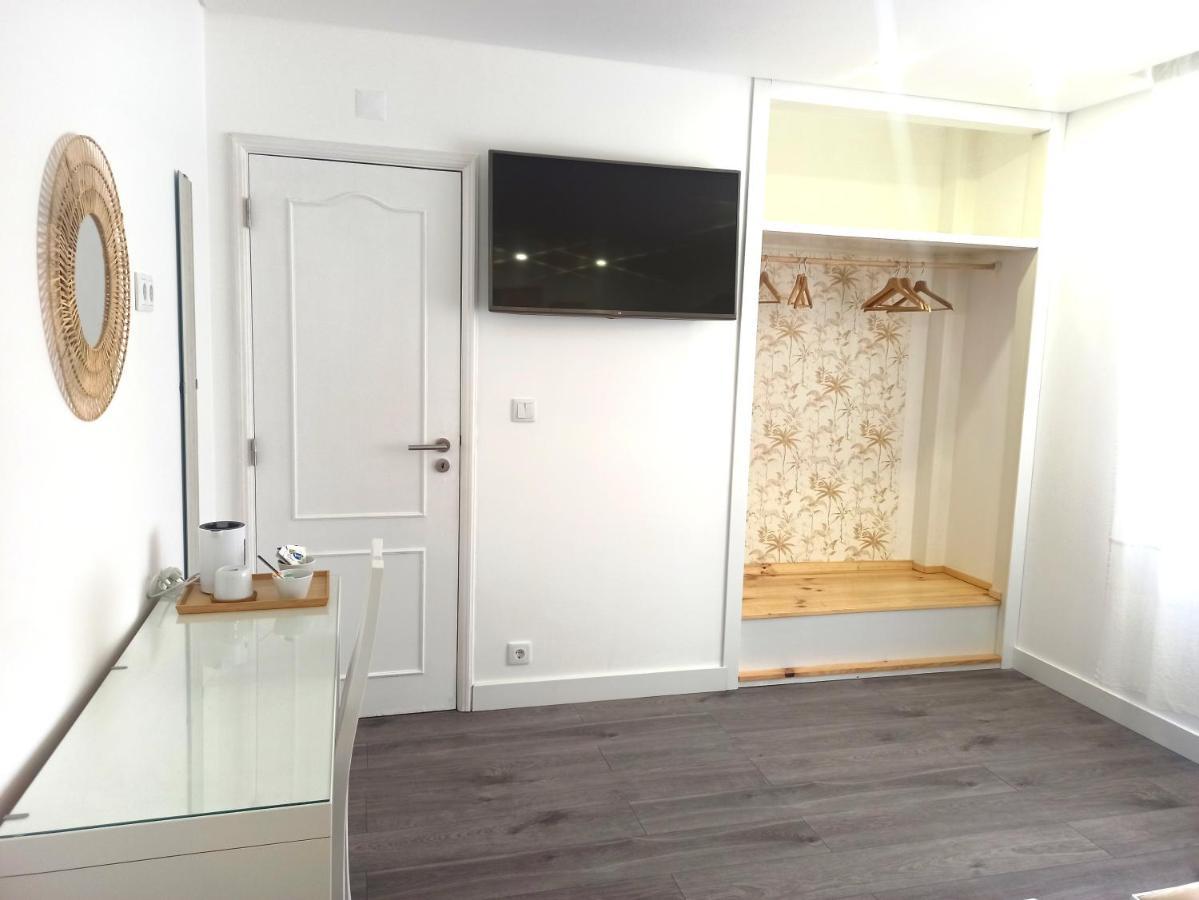 Supertubos House Peniche Bed & Breakfast Atouguia Da Baleia Dış mekan fotoğraf